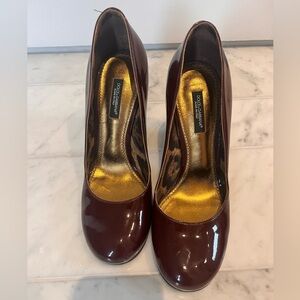 Dolce & Gabbana Deep b
Burgundy Heels